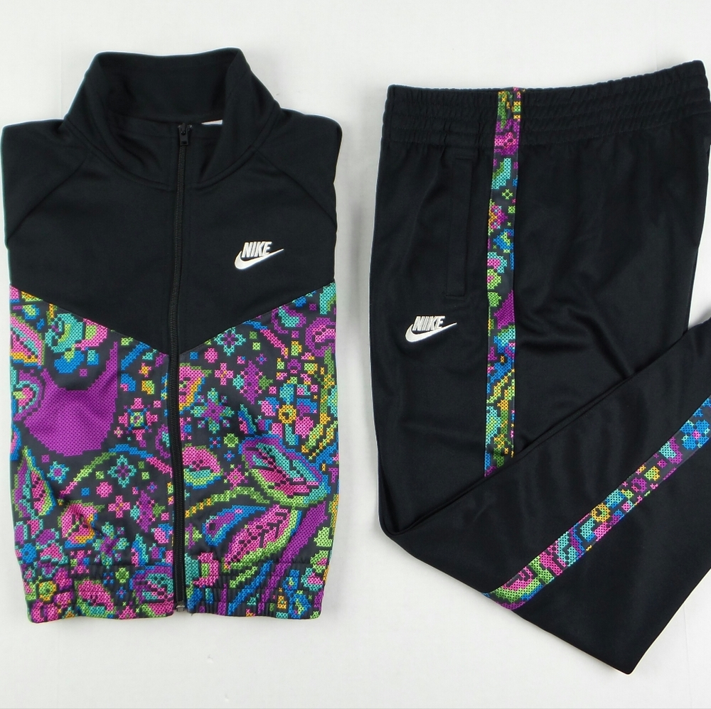 Nike Black Multicolor Track Pants & Joggers
